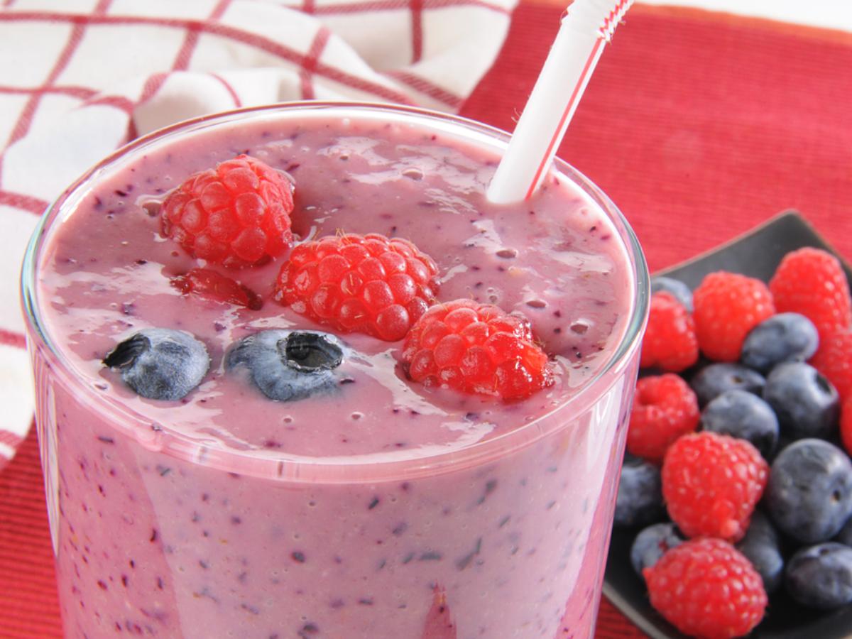 Apple Berry Yogurt Smoothie Healthy Recipe