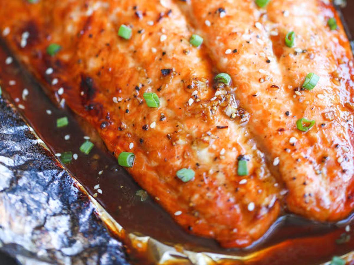 Asian Salmon in Foil Healthy Recipe
