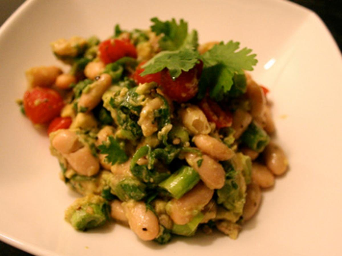 Avocado and White Bean Salad Healthy Recipe