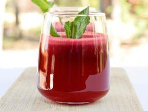 Beet and Apple Juice Healthy Recipe