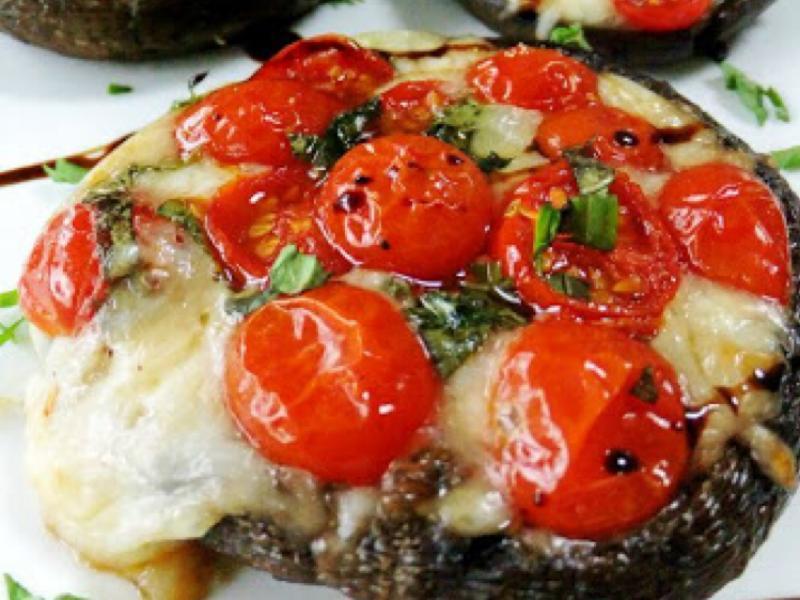 Caprese Eggs and Portabella Mushrooms Healthy Recipe