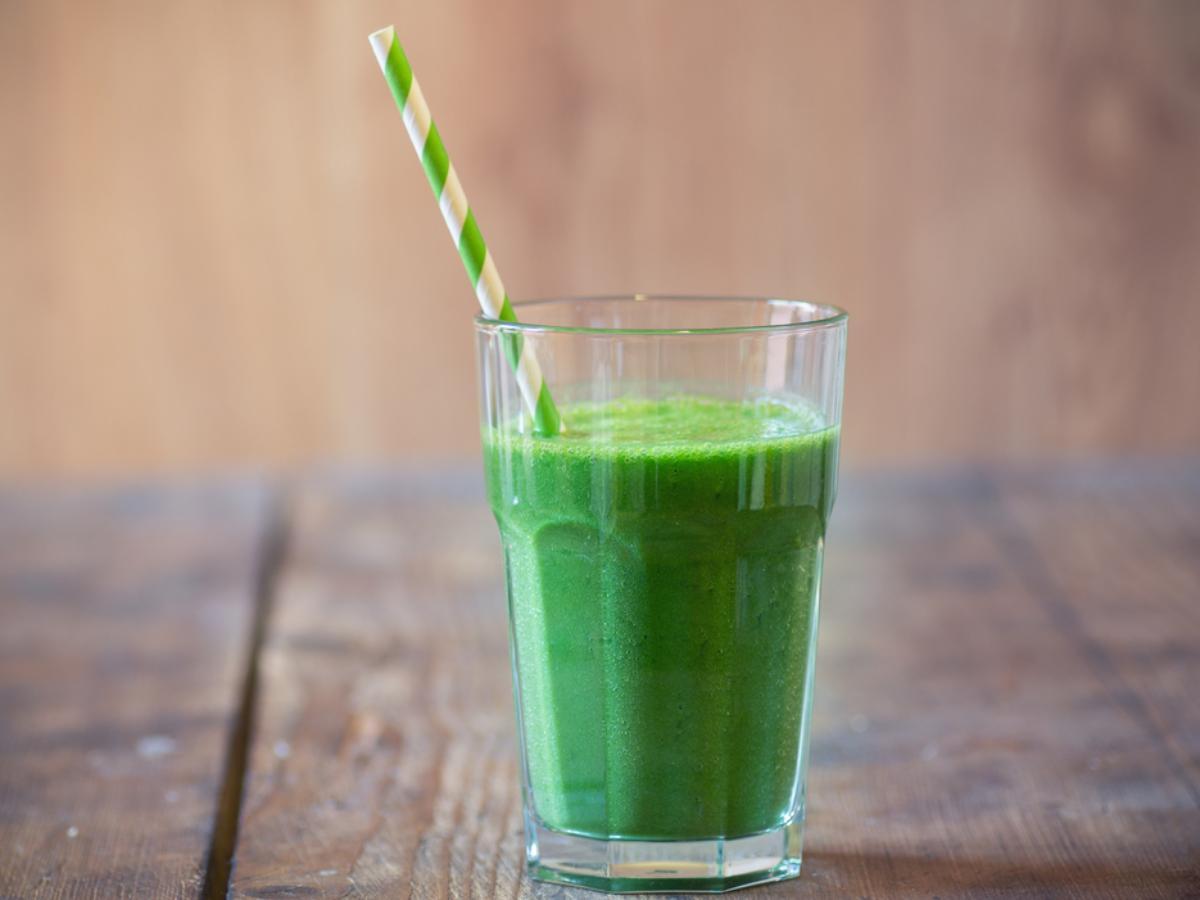Completely Green Smoothie Healthy Recipe