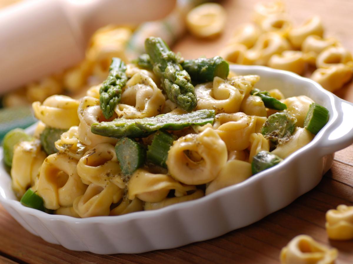 Creamy Cheese Tortellini with Asparagus Healthy Recipe