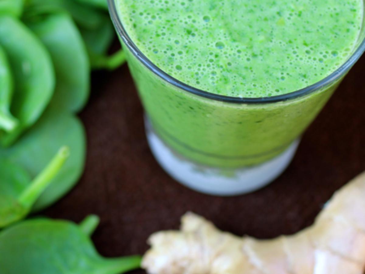 Fuel Up Green Spinach and Ginger Smoothie Healthy Recipe