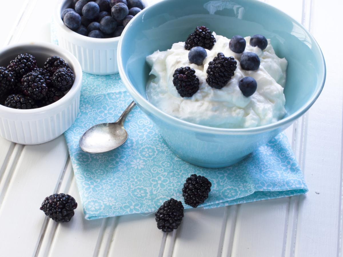Greek Yogurt with Blue and Blackberries Healthy Recipe