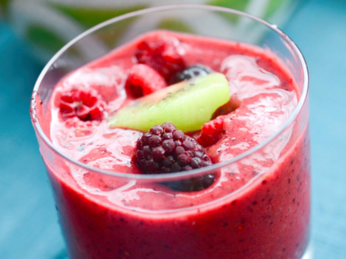 Kiwi Berry Smoothie Healthy Recipe
