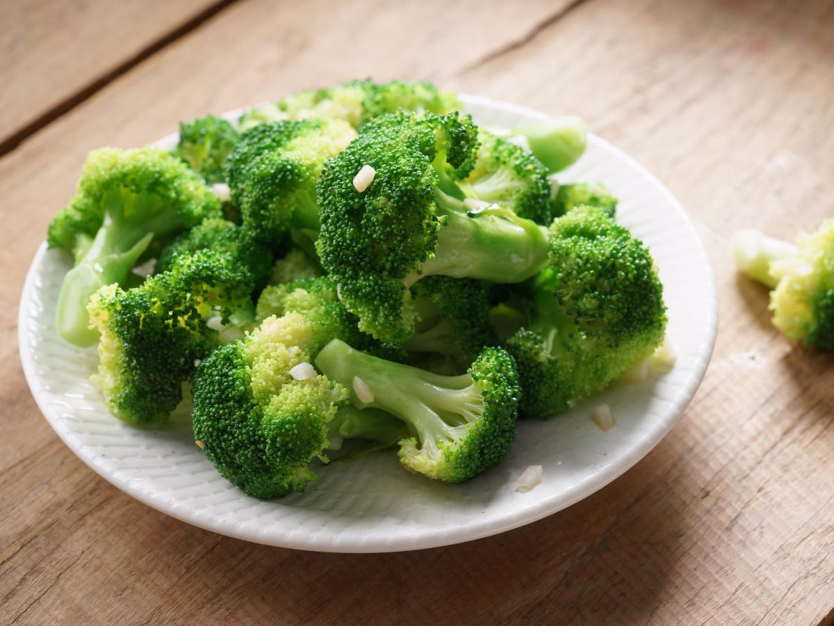 Lemon Steamed Broccoli Healthy Recipe