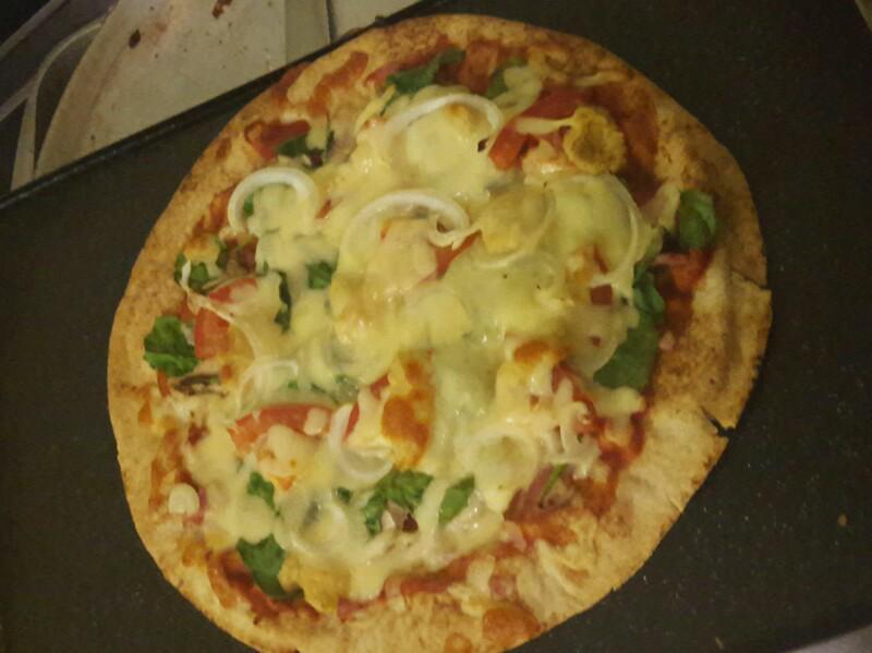 Mushroom, Spinach, and Tomato Pita Pizza Healthy Recipe