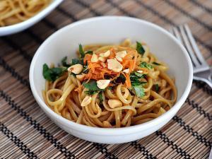 Noodles with Spicy Peanut Sauce Healthy Recipe