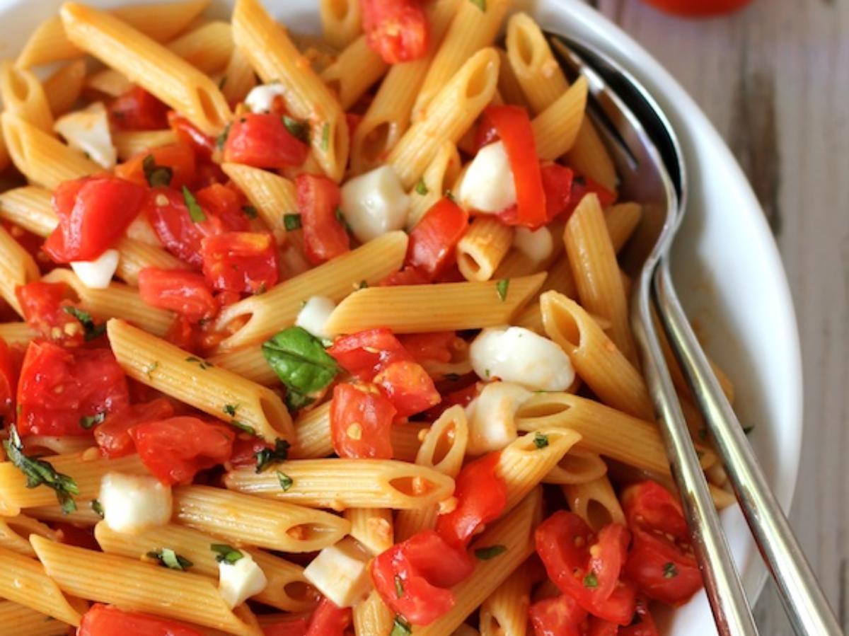Pasta with Red Sauce and Mozzarella Healthy Recipe