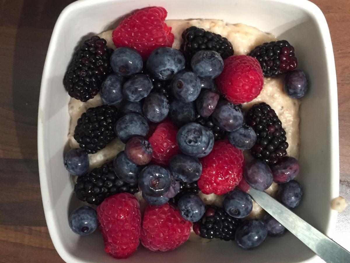 Peanut Butter Oatmeal and Berries Healthy Recipe