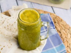 Pear Green Smoothie Healthy Recipe