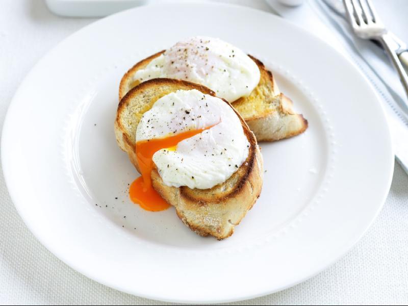 Poached Eggs on Toast Healthy Recipe