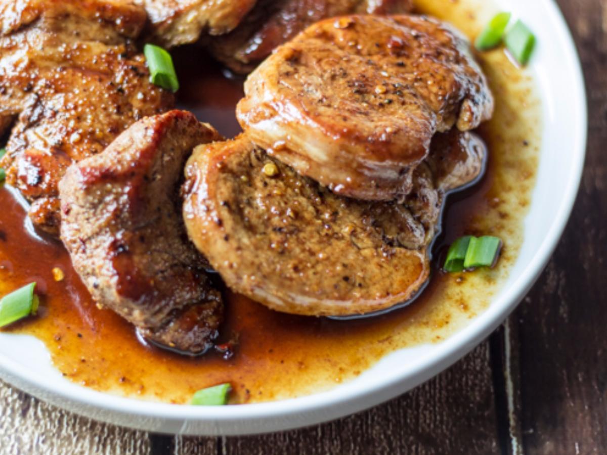 Pork Medallions with Chili-Maple Sauce Healthy Recipe