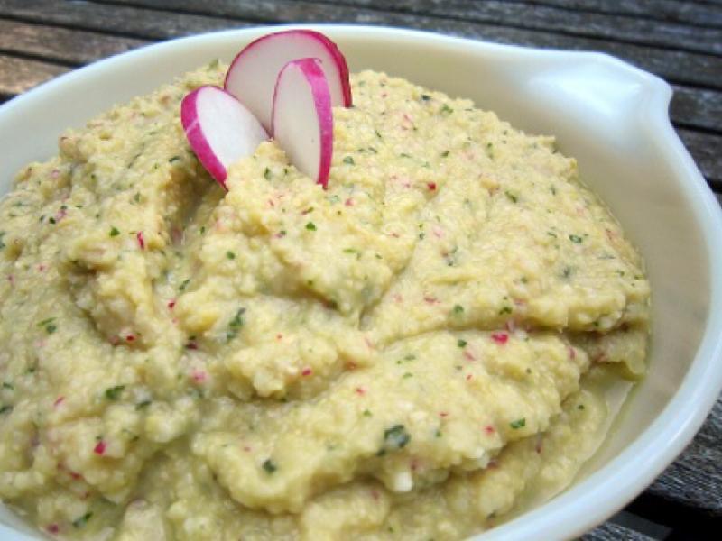 Radishes with Hummus Healthy Recipe