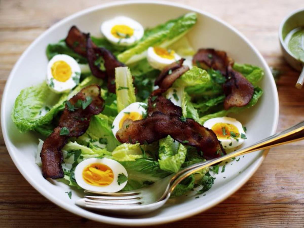 Romaine Salad with Bacon and Hard-Boiled Eggs Healthy Recipe
