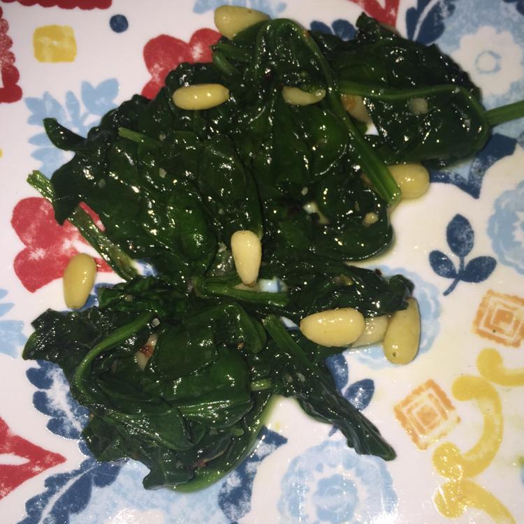 Sautéed Spinach with Pine nuts Healthy Recipe