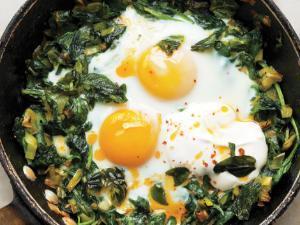 Skillet-Baked Eggs Healthy Recipe