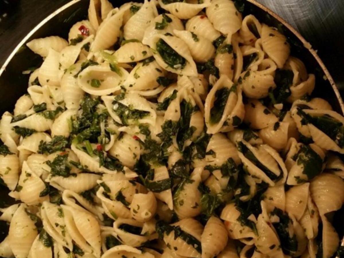 Spinach and Pasta Shells Healthy Recipe