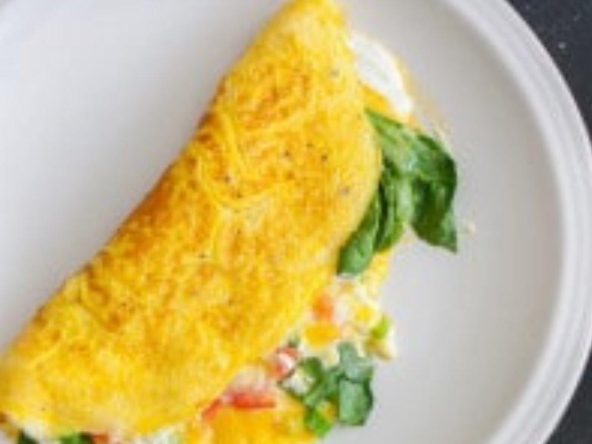 Spinach and Pear Omelet Healthy Recipe