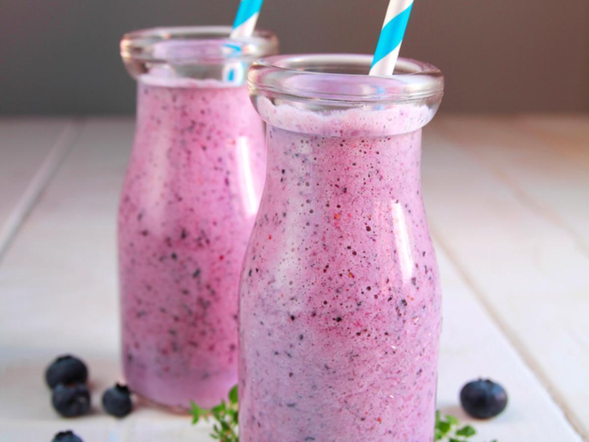 Spinach, Cottage Cheese, and Blueberry Protein Smoothie Healthy Recipe