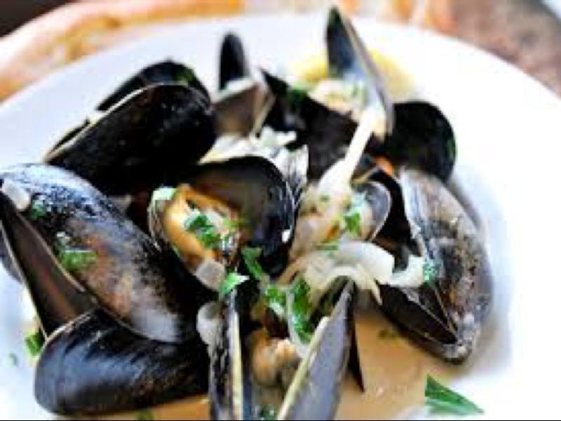 Steamed Mussels in White Wine Healthy Recipe