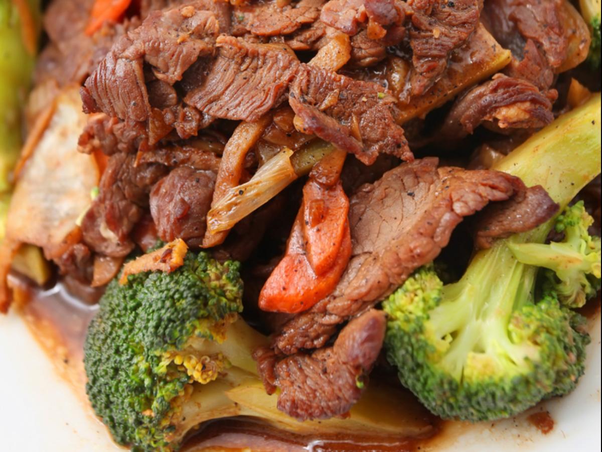 Stir-Fried Beef, Broccoli, and Yams Healthy Recipe