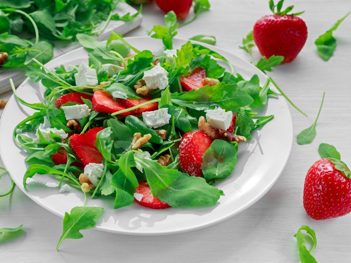 Strawberry and Arugula Salad with Hazelnut Dressing Healthy Recipe