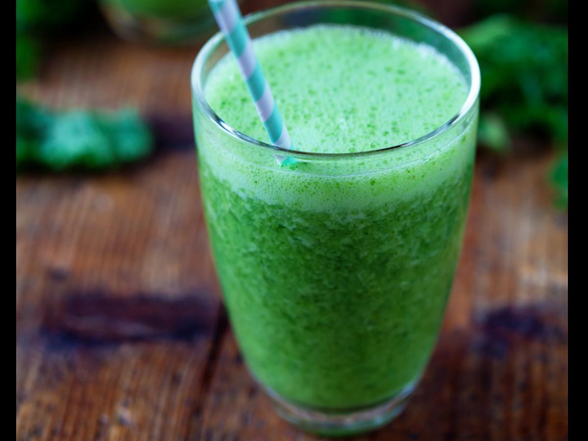 Super Green Smoothie Healthy Recipe