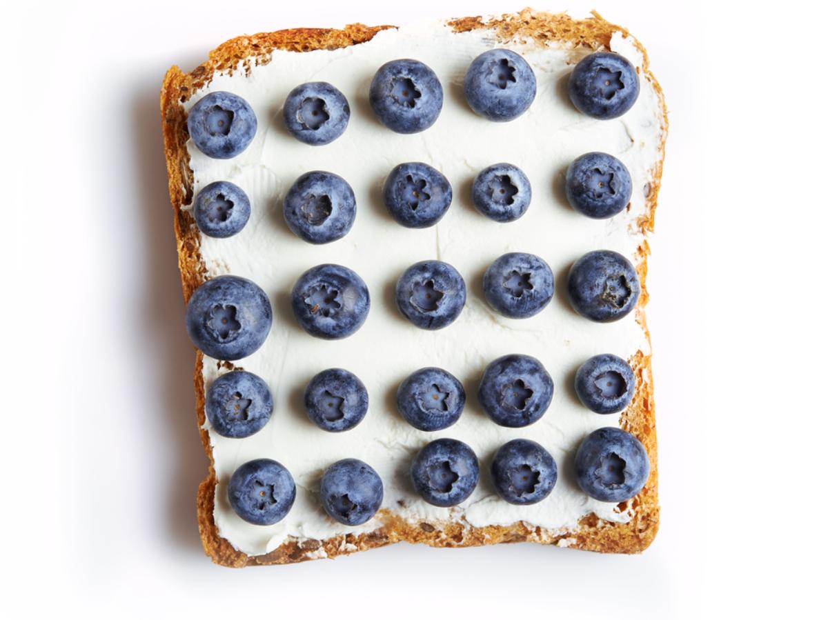 Toast with Blueberries and Cream Cheese Healthy Recipe