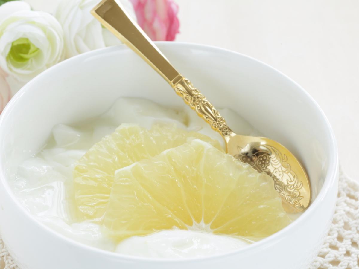Yogurt with Grapefruit & Honey Healthy Recipe