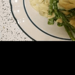 Creamy Asparagus Pasta