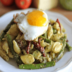 Pesto Pasta with Sun Dried Tomatoes and Roasted Asparagus